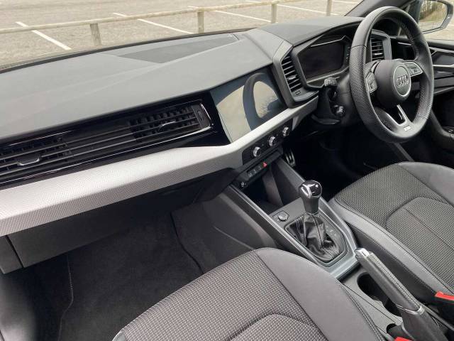 2022 Audi A1 Sportback 1.0 S line 30 TFSI  110 PS S tronic