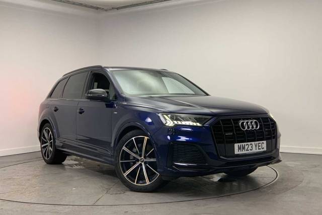 Audi Q7 3.0 Black Edition 50 TDI quattro 286 PS tiptronic 4x4 vehicle Diesel Navarra Blue Metallic