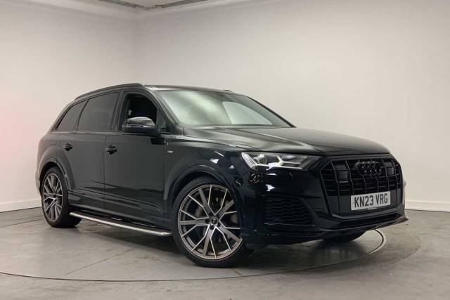 Audi Q7 3.0 Vorsprung 55 TFSI quattro 340 PS tiptronic 4x4 vehicle Petrol Mythos black, metallic