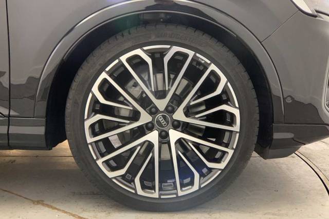2024 Audi Q7 3.0 SUV  Vorsprung 55 TFSI quattro 340 PS tiptronic