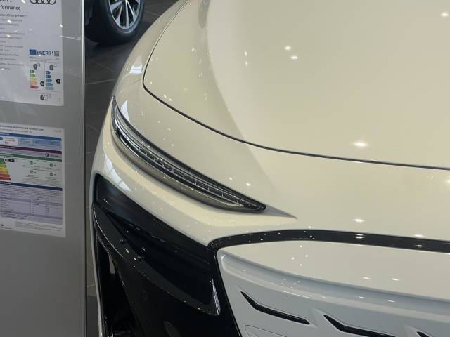 Audi A6 Avant AUDI A6 Avant Edition 1 e-tron performance 270,00 kW