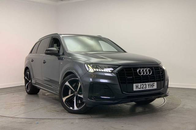 Audi Q7 3.0 Black Edition 50 TDI quattro 286 PS tiptronic 4x4 vehicle Diesel Daytona grey, pearl effect