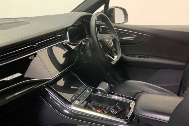 2023 Audi Q7 3.0 Black Edition 50 TDI quattro 286 PS tiptronic