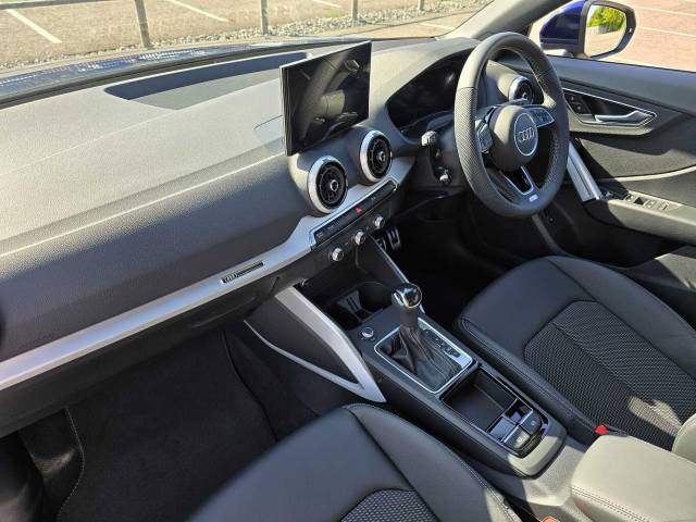 2025 Audi Q2 S line 35 TFSI  150 PS S tronic