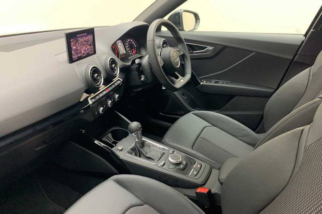 2020 Audi Q2 2.0 Black Edition 35 TDI quattro 150 PS S tronic