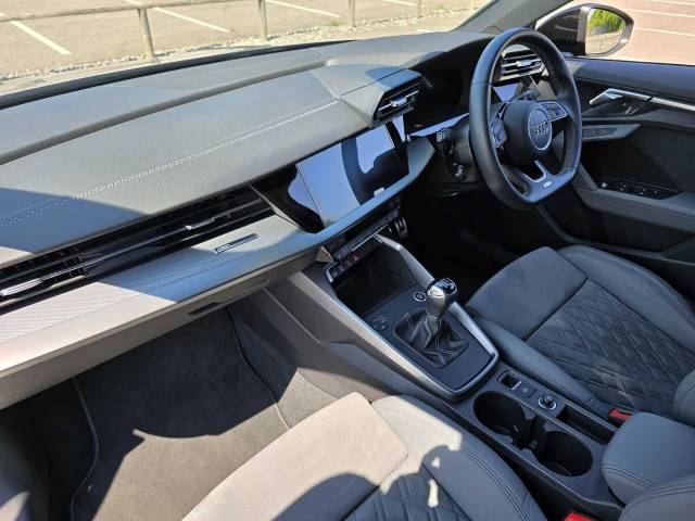 2023 Audi A3 Sportback 1.5 Edition 1 35 TFSI  150 PS 6-speed