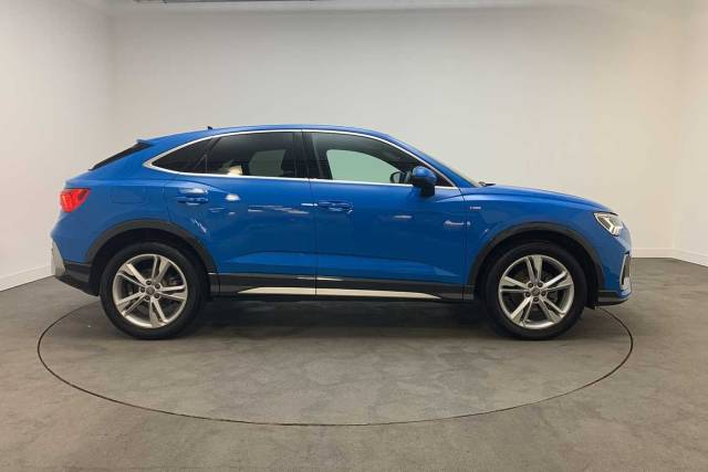 2020 Audi Q3 Sportback 1.5 S line 35 TFSI  150 PS 6-speed
