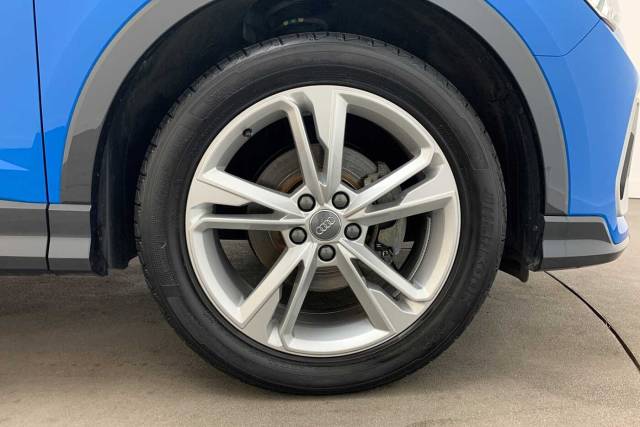 2020 Audi Q3 Sportback 1.5 S line 35 TFSI  150 PS 6-speed