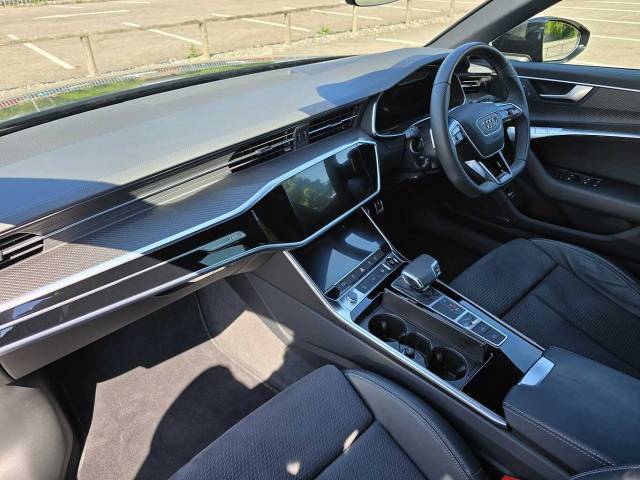 2023 Audi A6 Saloon 2.0 Black Edition 40 TFSI  204 PS S tronic