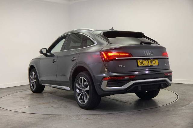 2023 Audi Q5 Sportback 2.0 S line 40 TDI quattro 204 PS S tronic