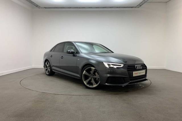 Audi A4 Saloon Black Edition 1.4 TFSI  150 PS S tronic Saloon Petrol Daytona Grey Pearlescent