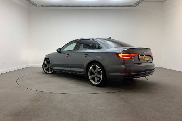 2017 Audi A4 Saloon Black Edition 1.4 TFSI  150 PS S tronic