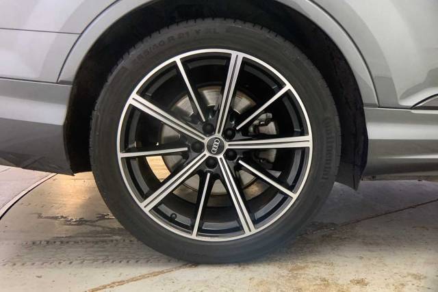 2021 Audi Q7 3.0 Black Edition 50 TDI quattro 286 PS tiptronic
