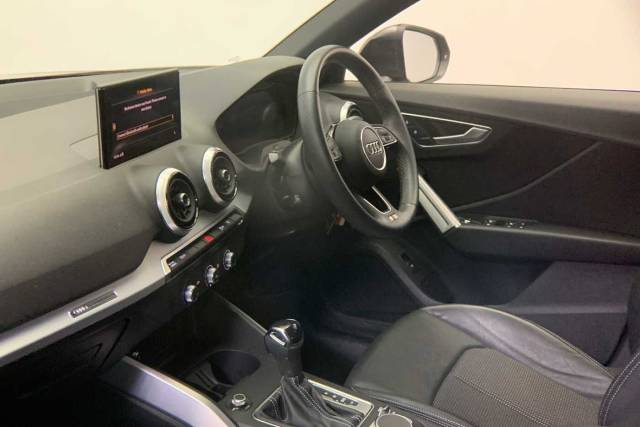 2022 Audi Q2 1.5 S line 35 TFSI  150 PS S tronic