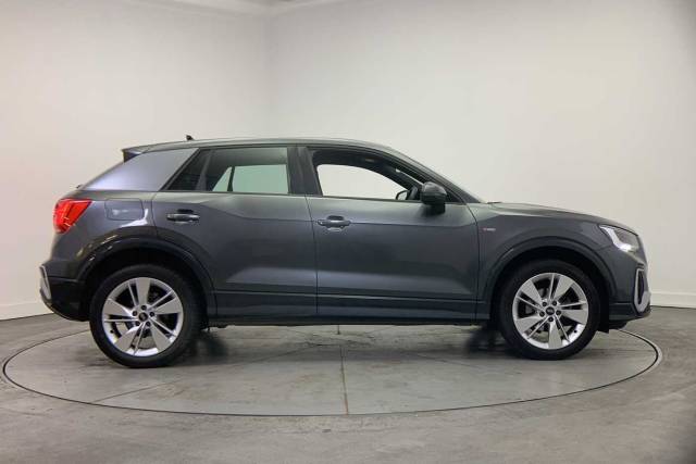 2022 Audi Q2 1.5 S line 35 TFSI  150 PS S tronic