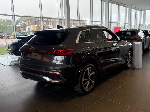 Audi Q5 2.0 AUDI Q5 SUV S line TDI quattro 204 PS S tronic