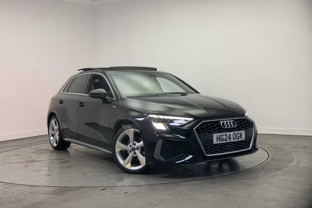 Audi A3 Sportback 1.5 S line 35 TFSI  150 PS S tronic Hatchback Petrol Mythos black, metallic