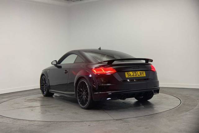 2023 Audi TT 2.0 Coup- Black Edition 40 TFSI  197 PS S tronic