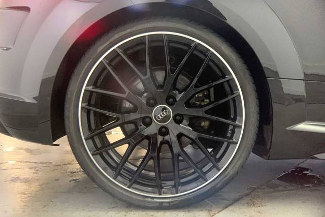 2023 Audi TT 2.0 Coup- Black Edition 40 TFSI  197 PS S tronic