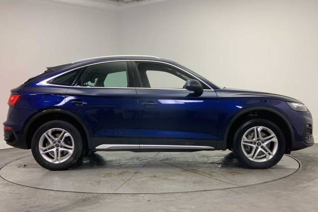 2022 Audi Q5 Sportback 2.0 Sport 45 TFSI quattro 265 PS S tronic