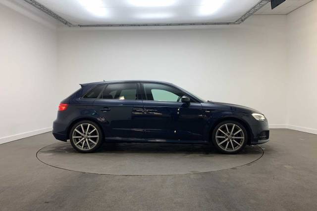 2018 Audi A3 Sportback Black Edition 1.5 TFSI cylinder on demand  150 PS 6-speed