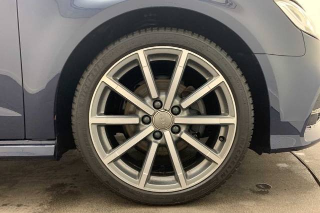 2018 Audi A3 Sportback Black Edition 1.5 TFSI cylinder on demand  150 PS 6-speed