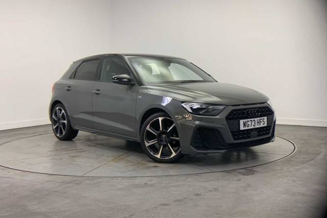 Audi A1 Sportback 1.0 Black Edition 25 TFSI  95 PS 5-speed Hatchback Petrol Chronos grey, metallic