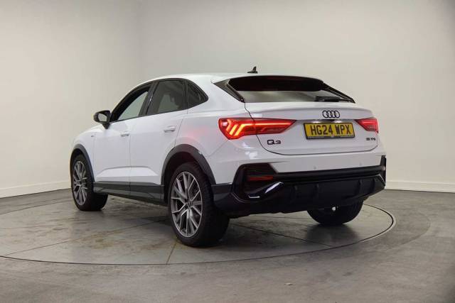 2024 Audi Q3 Sportback 1.5 Black Edition 35 TFSI  150 PS S tronic