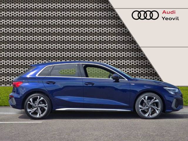 2023 Audi A3 Sportback 1.5 S line 35 TFSI  150 PS S tronic