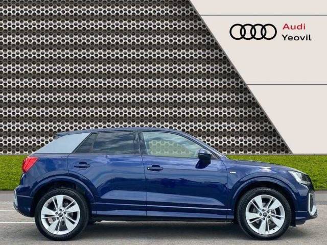 2024 Audi Q2 1.5 S line 35 TFSI  150 PS S tronic