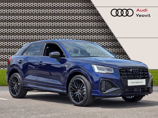 Audi Q2 Black Edition 35 TFSI  150 PS S tronic 4x4 vehicle Petrol Navarra Blue Metallic