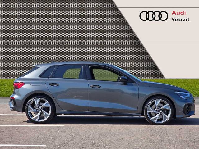 2024 Audi S3 Sportback 2.0 Black Edition TFSI  310 PS S tronic