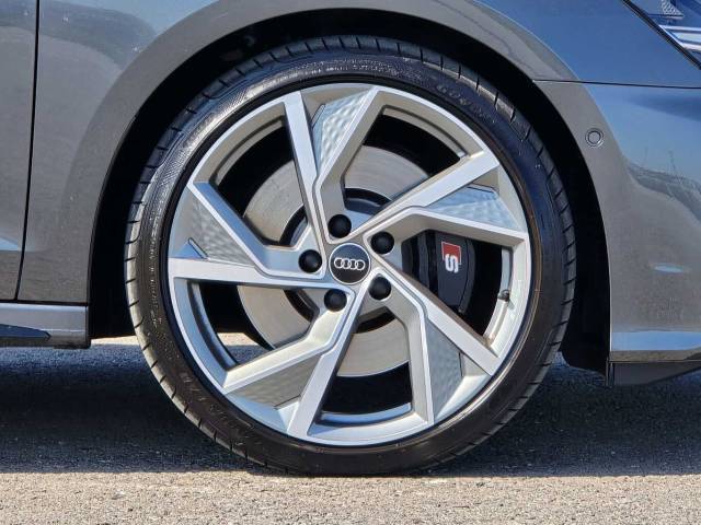 2024 Audi S3 Sportback 2.0 Black Edition TFSI  310 PS S tronic