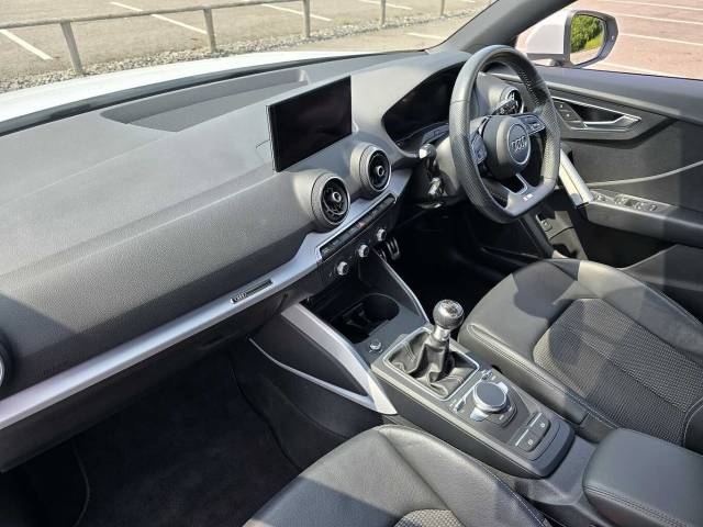 2021 Audi Q2 1.5 S line 35 TFSI  150 PS 6-speed