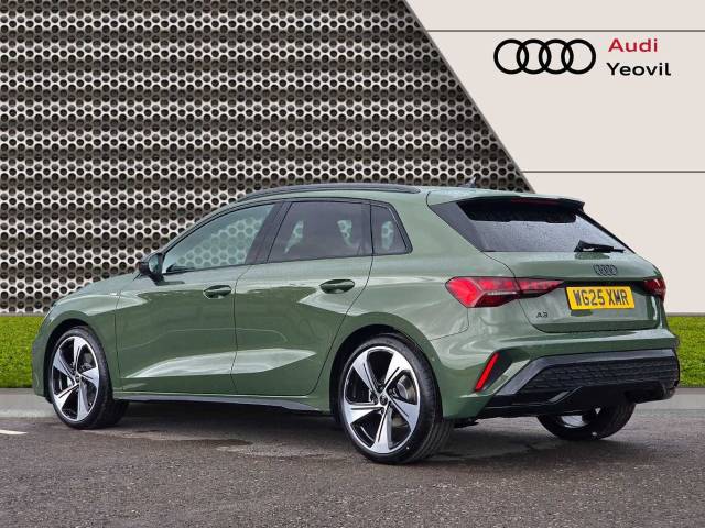 2025 Audi A3 Sportback 1.5 Black Edition 35 TFSI  150 PS S tronic