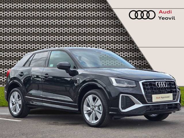 Audi Q2 1.5 S line 35 TFSI  150 PS S tronic 4x4 vehicle Petrol Mythos Black Metallic