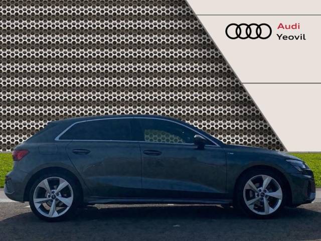 2023 Audi A3 Sportback 1.0 S line 30 TFSI  110 PS 6-speed