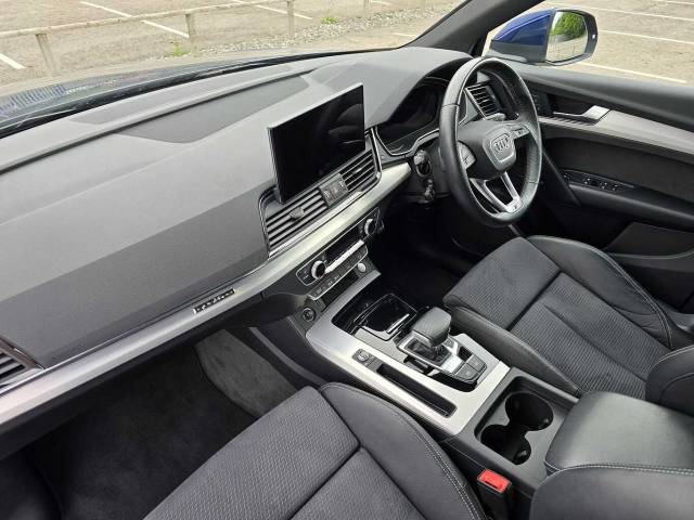 2021 Audi Q5 Sportback 2.0 S line 40 TDI quattro 204 PS S tronic