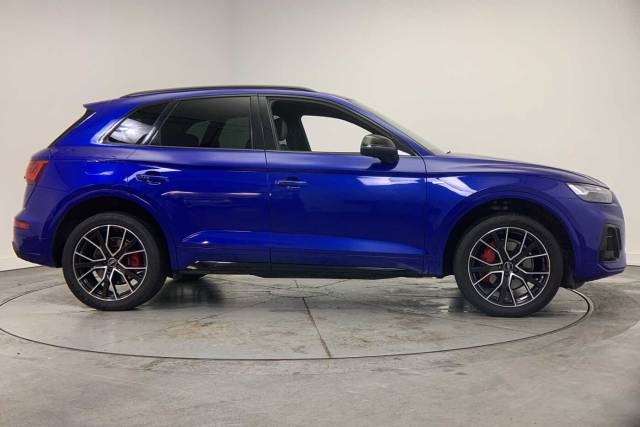 2022 Audi Q5 2.0 Edition 1 40 TDI quattro 204 PS S tronic