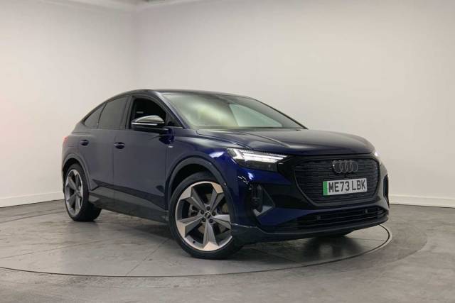 Audi Q4 e-tron Unclassified 4x4 vehicle Electric Navarra blue, metallic