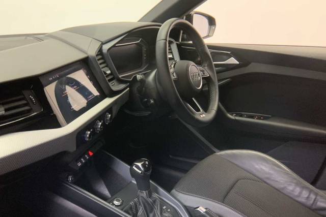 2020 Audi A1 Sportback 1.5 S line 35 TFSI  150 PS S tronic