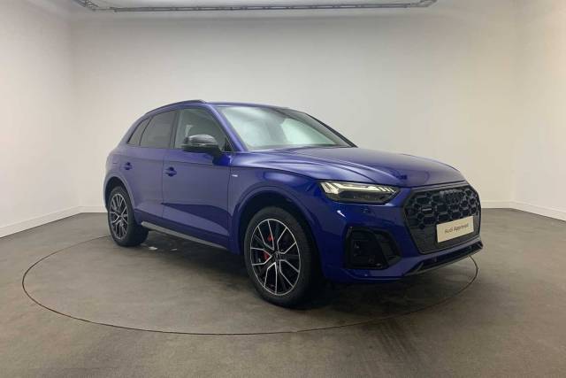 Audi Q5 2.0 Edition 1 45 TFSI quattro 265 PS S tronic 4x4 vehicle Petrol Ultra Blue Metallic