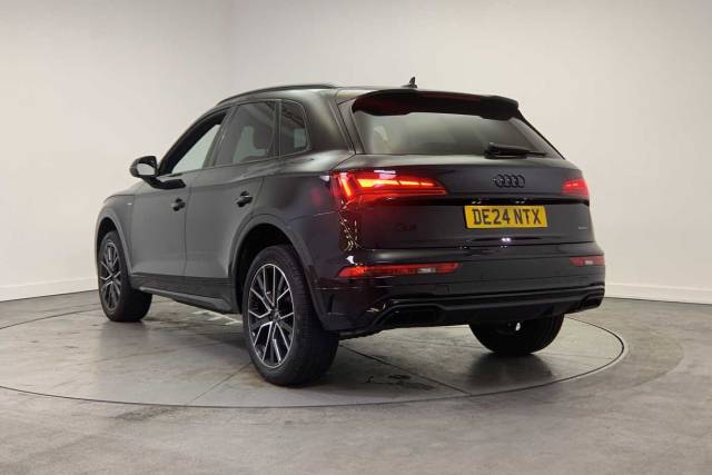 2024 Audi Q5 2.0 Black Edition 40 TDI quattro 204 PS S tronic