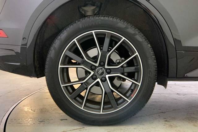 2024 Audi Q5 2.0 Black Edition 40 TDI quattro 204 PS S tronic