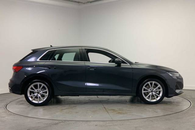 2024 Audi A3 Sportback 1.5 Sport 40 TFSI e  204 PS S tronic