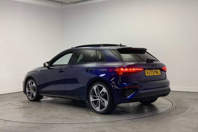 2023 Audi A3 Sportback 1.5 Black Edition 35 TFSI  150 PS S tronic