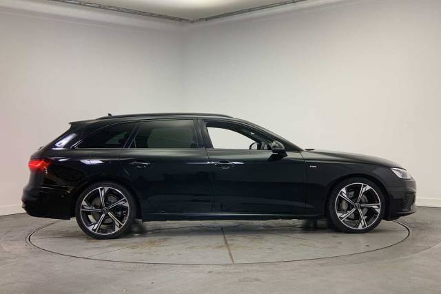 2024 Audi A4 Avant 2.0 Avant Black Edition 40 TDI quattro 204 PS S tronic