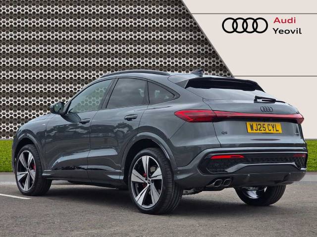 2025 Audi Q5 Sportback Edition 1 TDI quattro 204 PS S tronic