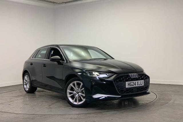 Audi A3 Sportback 1.5 Sport 30 TFSI  116 PS S tronic Hatchback Petrol Mythos black, metallic