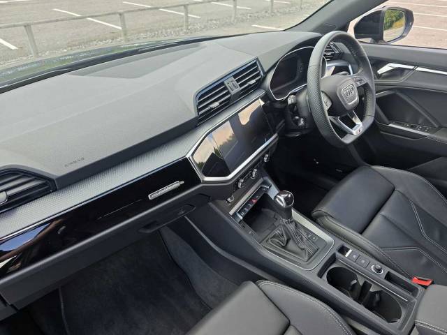 2024 Audi Q3 2.0 Black Edition 40 TDI quattro 193 PS S tronic